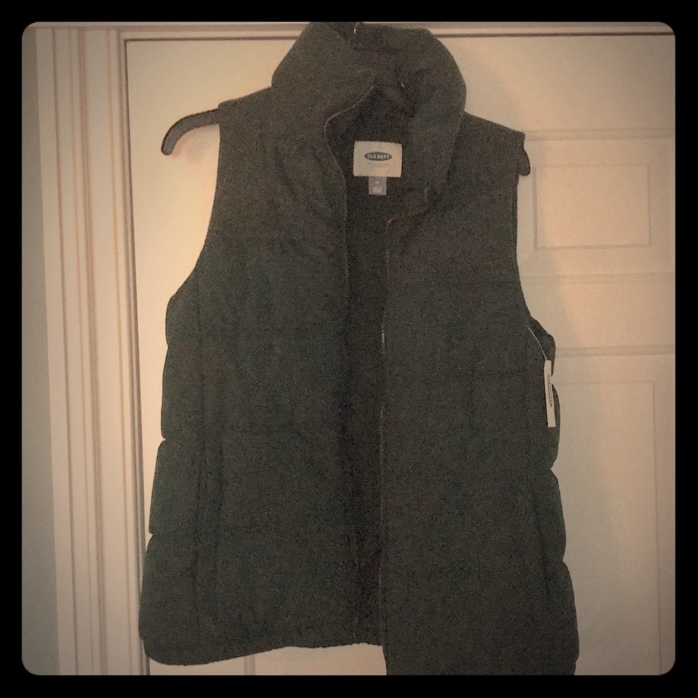 Old navy frostfree vest med NWT rose gold hardware